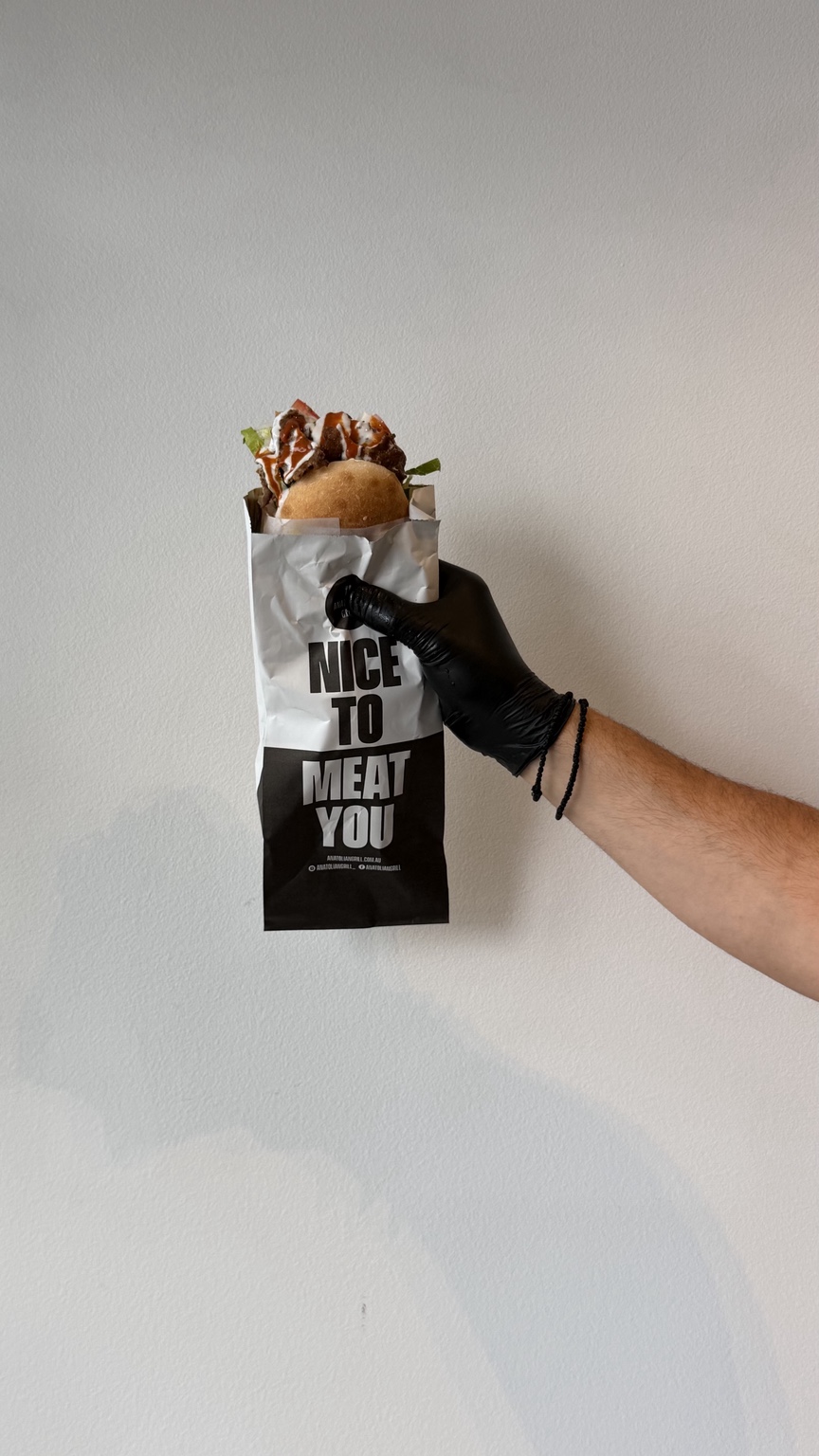 Anatolian Grill kebab served in the Nice to meat you takeaway bag